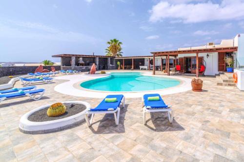 Playa Blanca Villa | Villa Deseo Sol