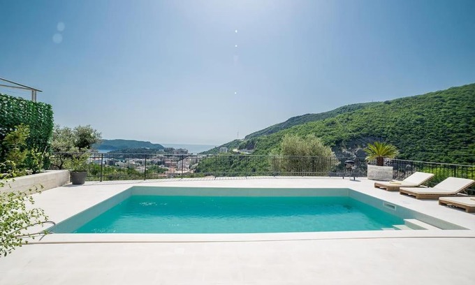 Becici Villa | Villa Dina, Ivanovici, Budva