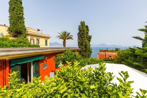 Posillipo Apartment | Villa Dolcevita with parking by Napoliapartments