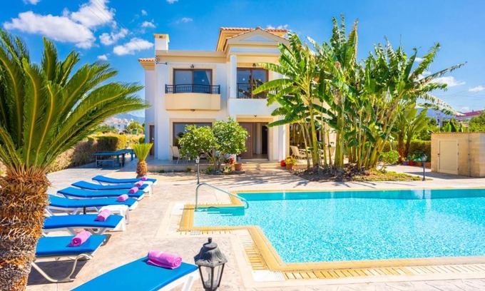 Argaka Villa | Villa Dora