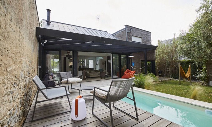 Le Pouliguen House | Villa downtown Port with pool, garden, parking, near beaches.