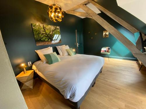 Auxerre Apartment | Villa Du Temple-Parking-Climatisation-Ascenseur-Wifi-Netflix-Hypercentre