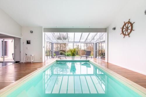 Mervent Villa | Villa DUXCAAR
