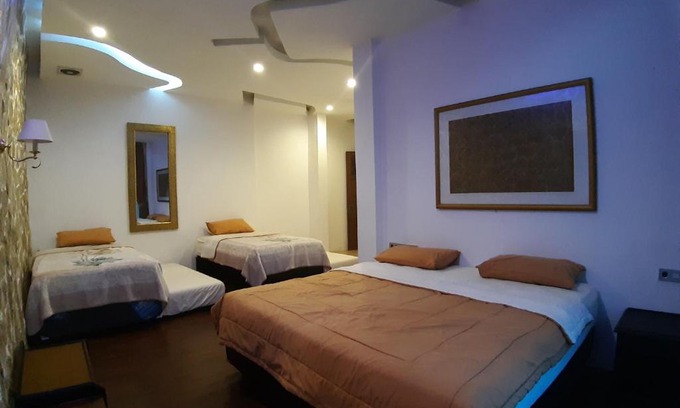 Ciloto House | Villa Eaden
