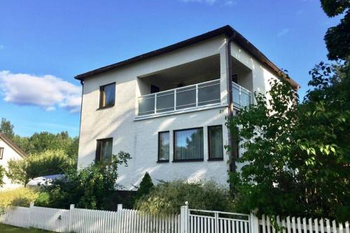 Lohja Villa | Villa Edengård, next to Lohja lake