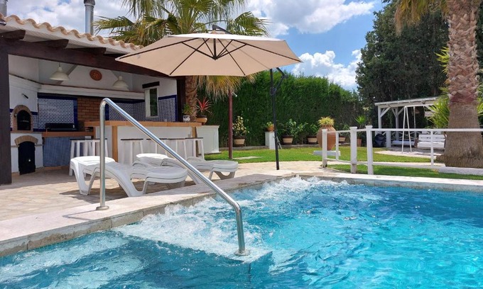 Arcos de la Frontera House | Villa El Estanque Holiday Cottage & Bungalow