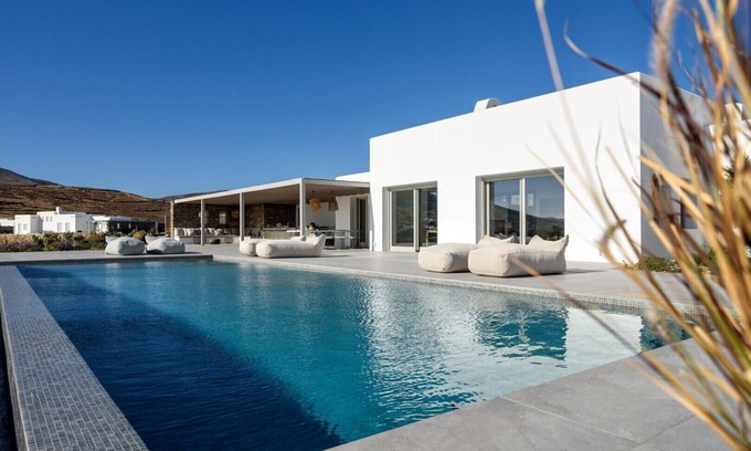 Paros Villa | Villa Elia, superb 5-bedroom house with sea views