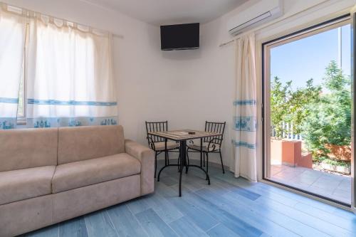 Villa San Pietro Apartment | Villa erica appartamento Lesley