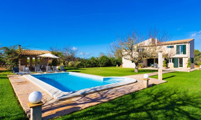 Cas Concos Ski Chalet | Villa Sa Pau, charming rustic property surrounded by pure nature