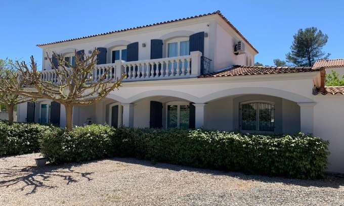 Cabasse Villa | Villa Etoile