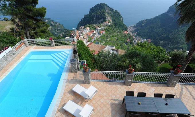 Pogerola Villa | Villa Eustachio beautiful villa on the Amalfi coast