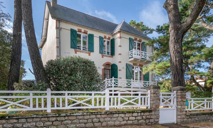 Saint-Brevin-l'Ocean House | Villa familiale à 300m de la plage de L’Océan