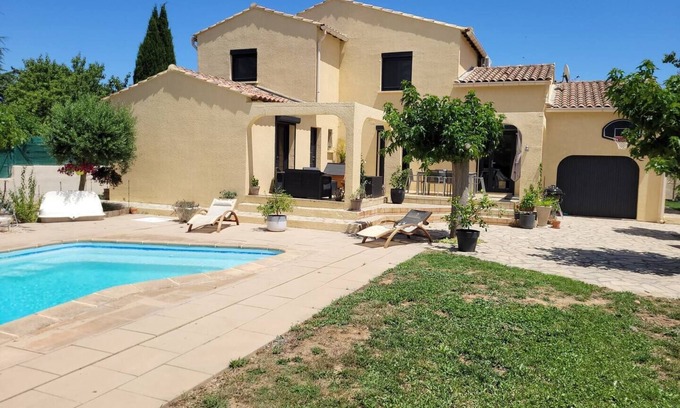 Marsillargues House | Villa Familiale 160m2 Avec Piscine Proche Plage - 5 Chambres