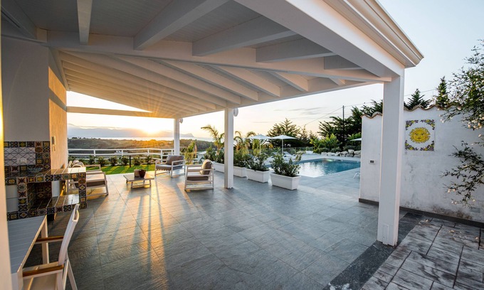 Partinico Villa | Villa Felice: a four seasons luxury experience!