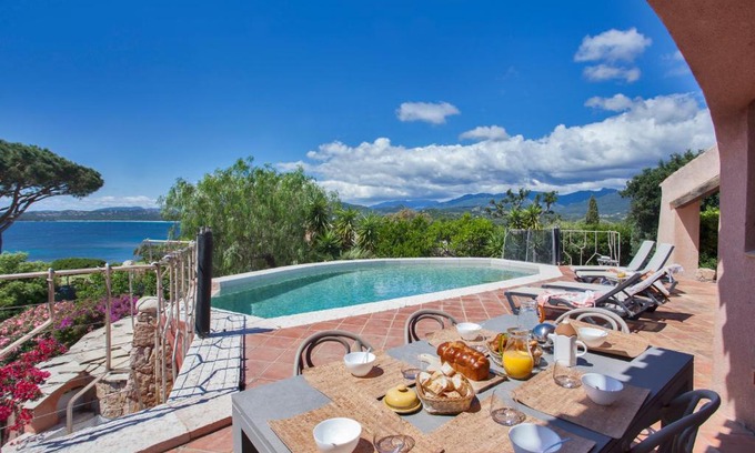 Pinarellu Villa | VILLA FELICITA VUE MER MAGNIFIQUE PLAGE A PIED