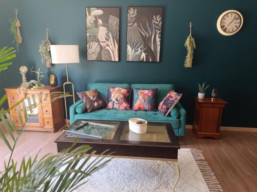 Cosne-Cours-sur-Loire House | Villa Fiorenza - jungle - nature & vignobles