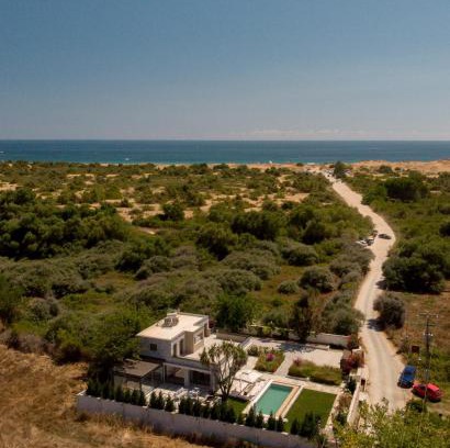 Linia Villa | Villa Flamingo - 4 bedrooms - Private Pool - Next to renowned Issos Beach & Lake Korission