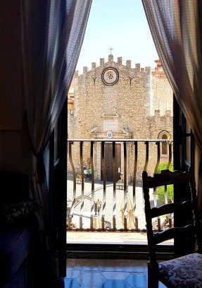 Taormina City Centre Bed & Breakfast | Villa Floresta Taormina