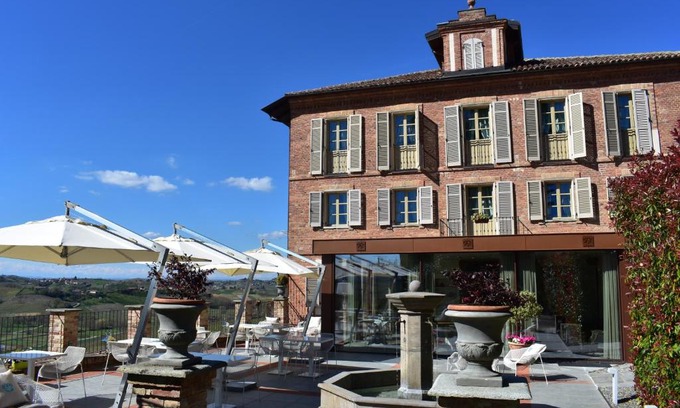 Agliano Terme Hotel | Villa Fontana Relais Suite & Spa