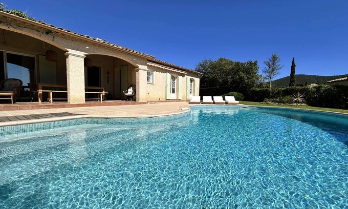 La Londe-les-Maures House | Villa for 10 people with private pool in the Domaine de Valcros in La Londe-les-Maures