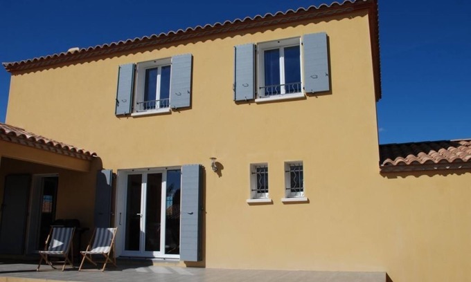 La Franqui House | Villa for 8 people in La Franqui, close to the sea.