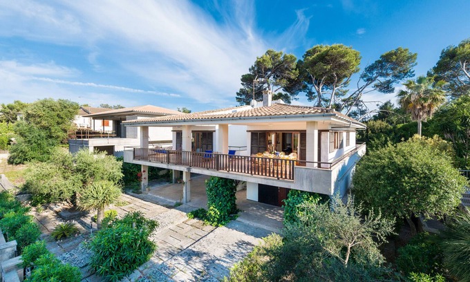 Mal Pas-Bon Aire Villa | Villa for 8 with garden and table tennis, 150m from the beach, Mal Pas, Alcudia
