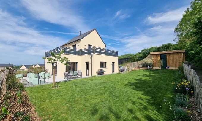 Saint-Jean-le-Thomas House | Villa for 6-8 people, PMR access and garden in the Mont-Saint-Michel bay