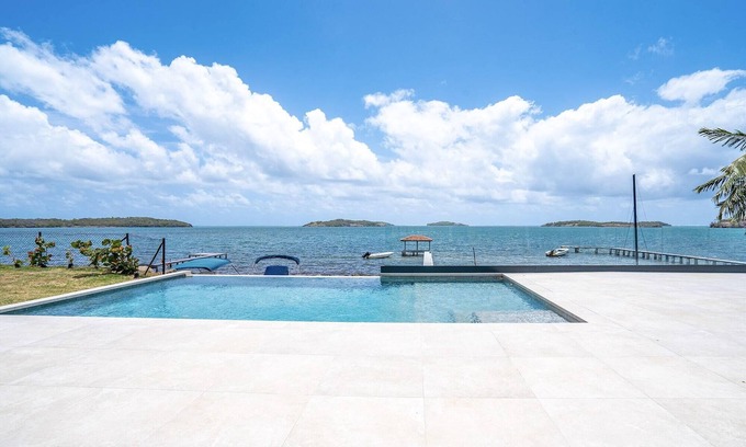 Tartane Villa | Villa Frégate Bay - Six Bedroom Villa, Sleeps 12