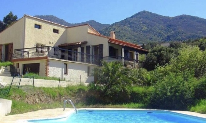 Montesquieu-des-Alberes Villa | Villa with large private pool, wonderful views, 15 minutes drive to the beach