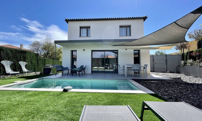 Saint-Bauzille-de-Putois Villa | Villa Contemporaine Avec Piscine Proche Rivière