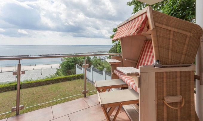 Sassnitz Villa | Villa Friede-Marie App Freya