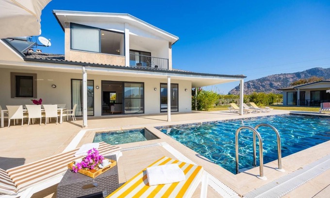 Dalyan Villa | Villa Funda - Five Bedroom Villa, Sleeps 10