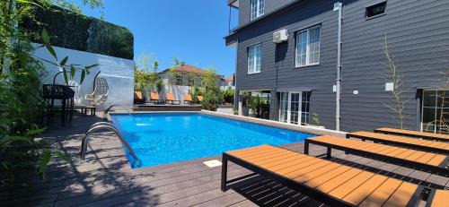 Kobuleti House | villa gardens