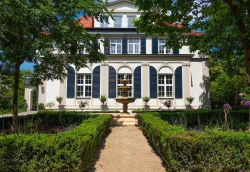 Radeberger Vorstadt Apartment | Villa Golding - Flat 1