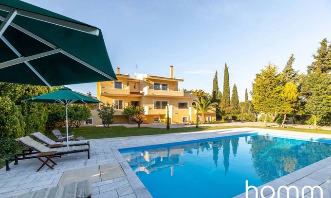Saronikos Villa | Villa Valmα homm with 5 bedrooms and private pool, 10ppl