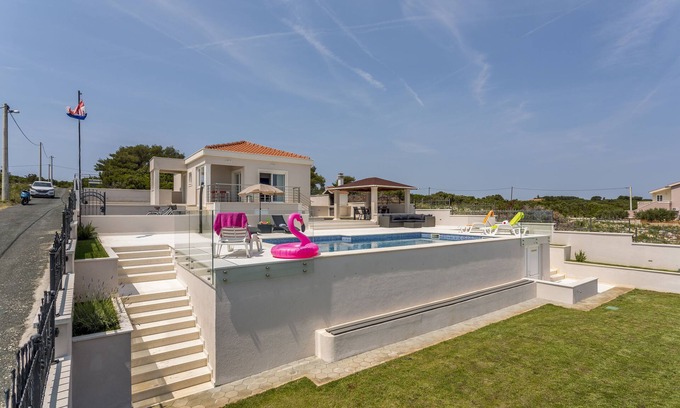 Necujam House | Villa Grabovka in Necujam - island Solta, Croatia