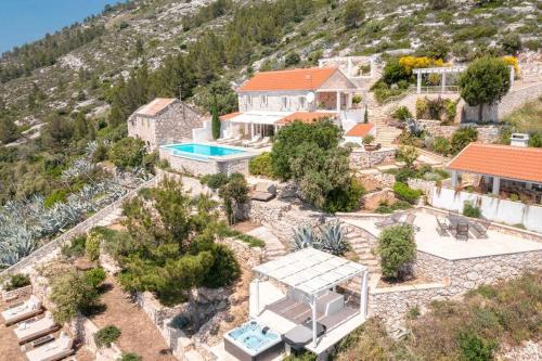 Ivan Dolac Villa | Villa Grace Breathtaking Views of the Adriatic