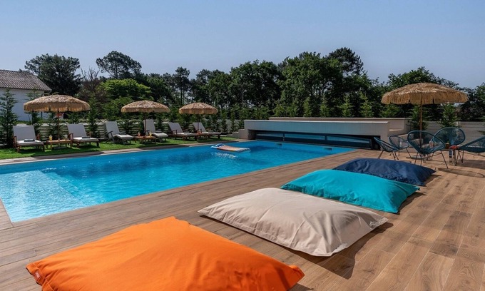 Saint-Medard-en-Jalles House | Villa Hakuna Matata - 4* climatisée avec piscine