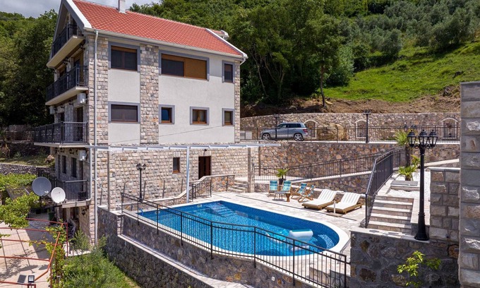 Kotor Old Town Villa | Villa Hacienda with Pool
