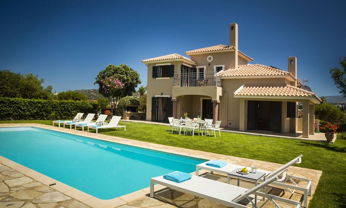 Svoronata Villa | VILLA HERA, LUXURY VILLA WITH PRIVATE POOL
