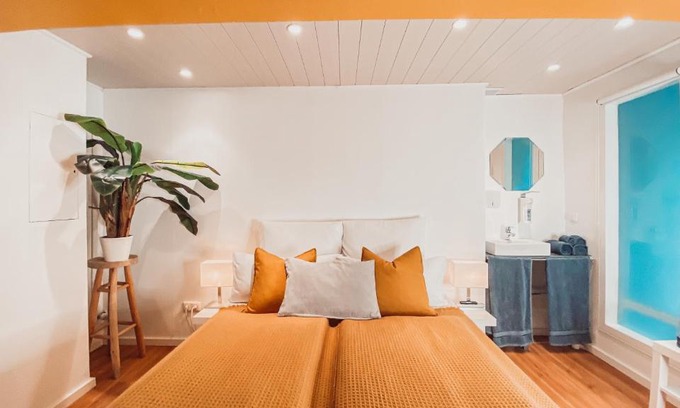 Harleshausen Apartment | Villa Herkules - privates Apartment am Waldrand mit Smart TV und kostenlosen Parkplätzen