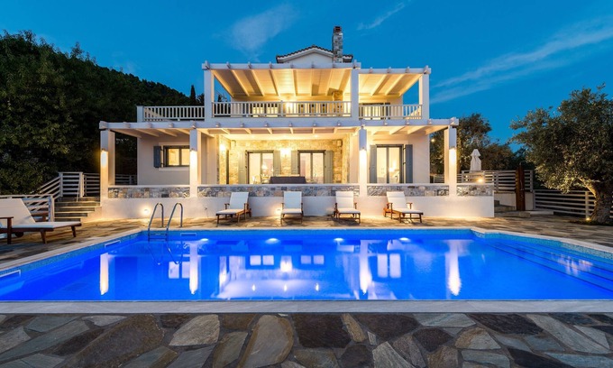 Skopelos Villa | Villa Idealia island of Skopelos