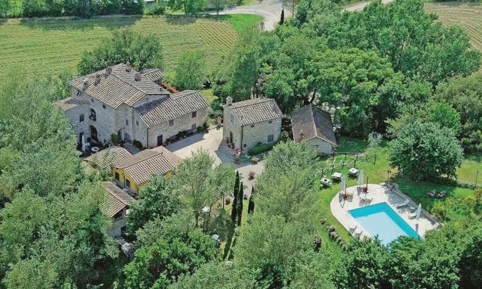 Tavernelle Villa | Villa Il Gufo at Toscana