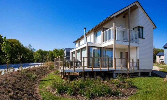 Froidchapelle Villa | Villa in Belgium with Private Terrace