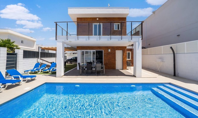 Puerto Marino Villa | Villa in Gran Alacant near Carabassi Beach