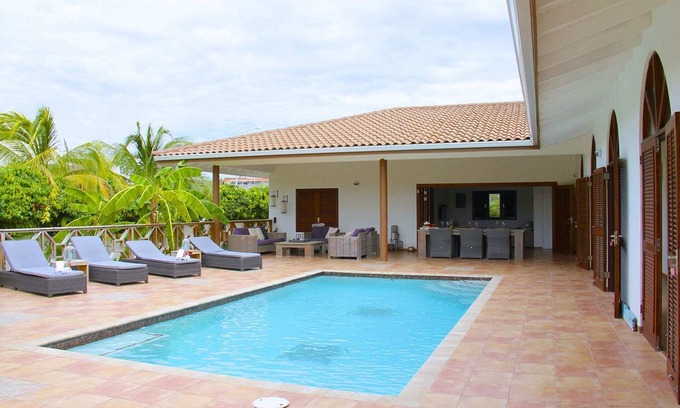 Jan Thiel Villa | Villa in Jan Thiel near the Beach