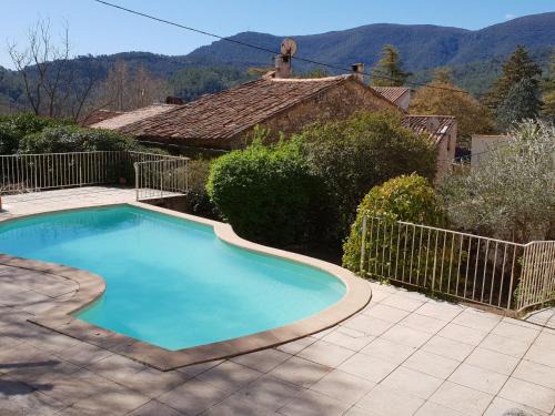 Meounes-les-Montrieux House | Villa in Méounes near Bandol Beach