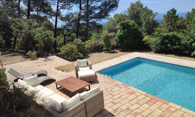 Tourtour Villa | Villa in Provence's sky
