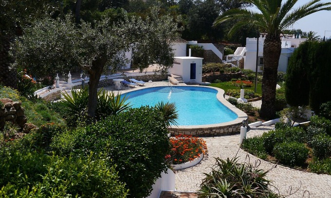 Vale de Parra Villa | Villa In Quinta Da Saudade, Vale Da Parra, Guia, Portugal (21747/AL)
