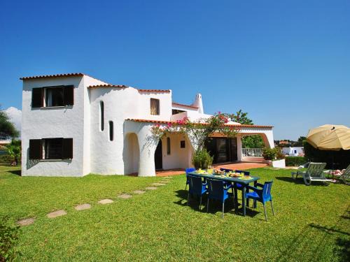 Santa Eulalia Villa | Villa in Santa Eulália near Praia da Oura